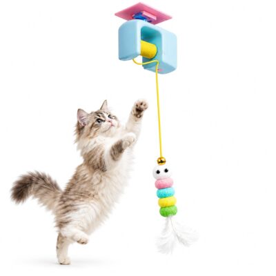 Schwebende Raupe für Katzen
